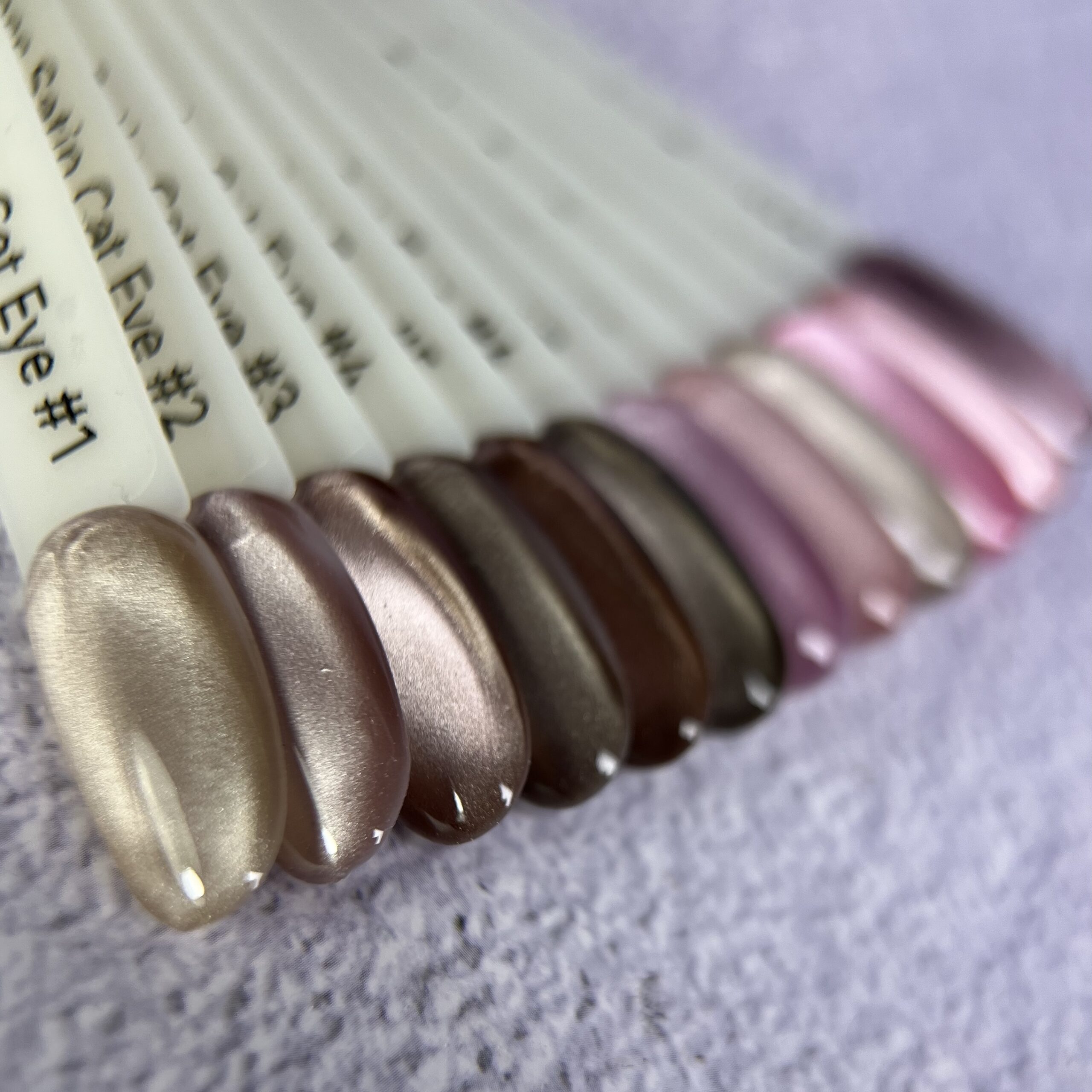 Glass Satin cat eye #6