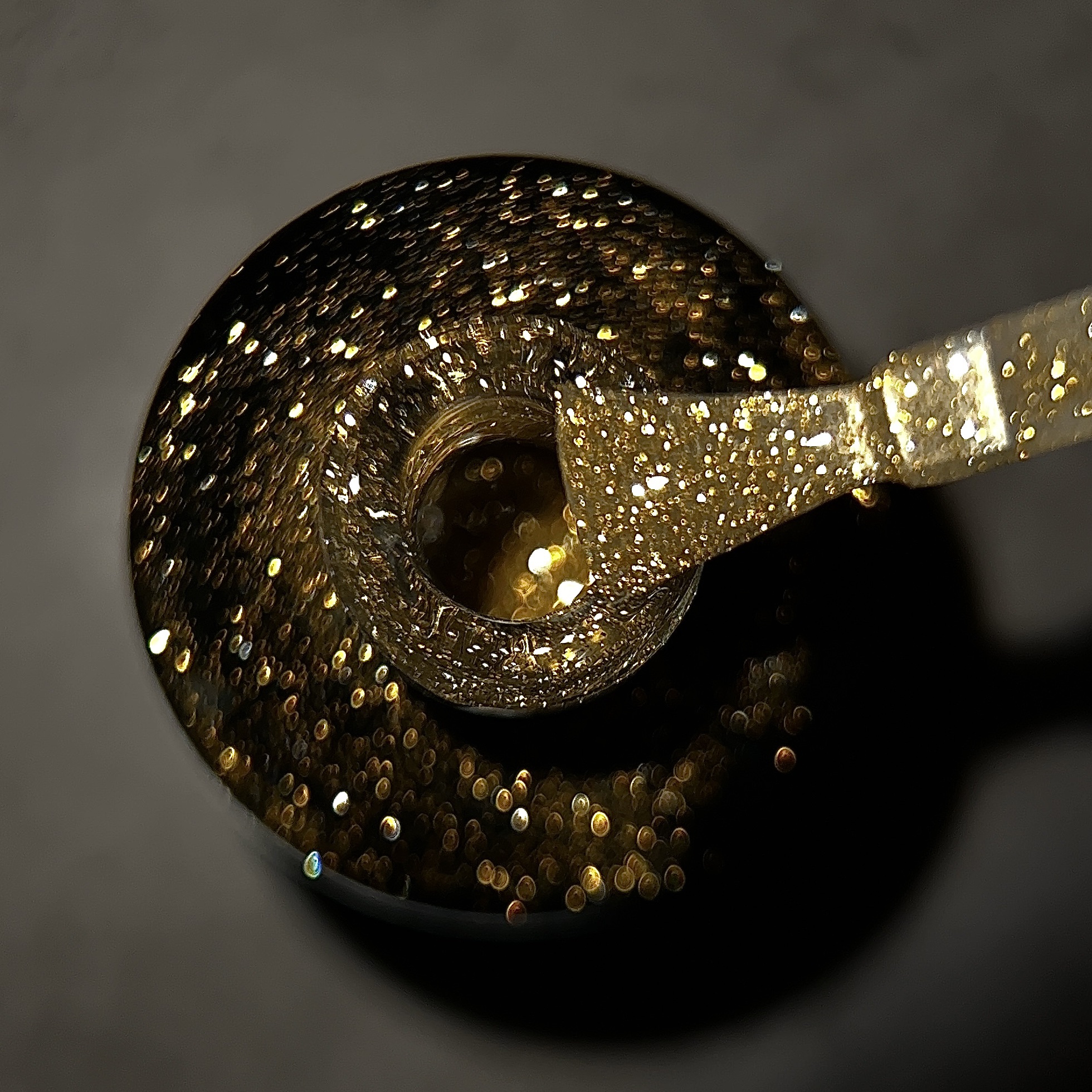 Reflective Top Gold